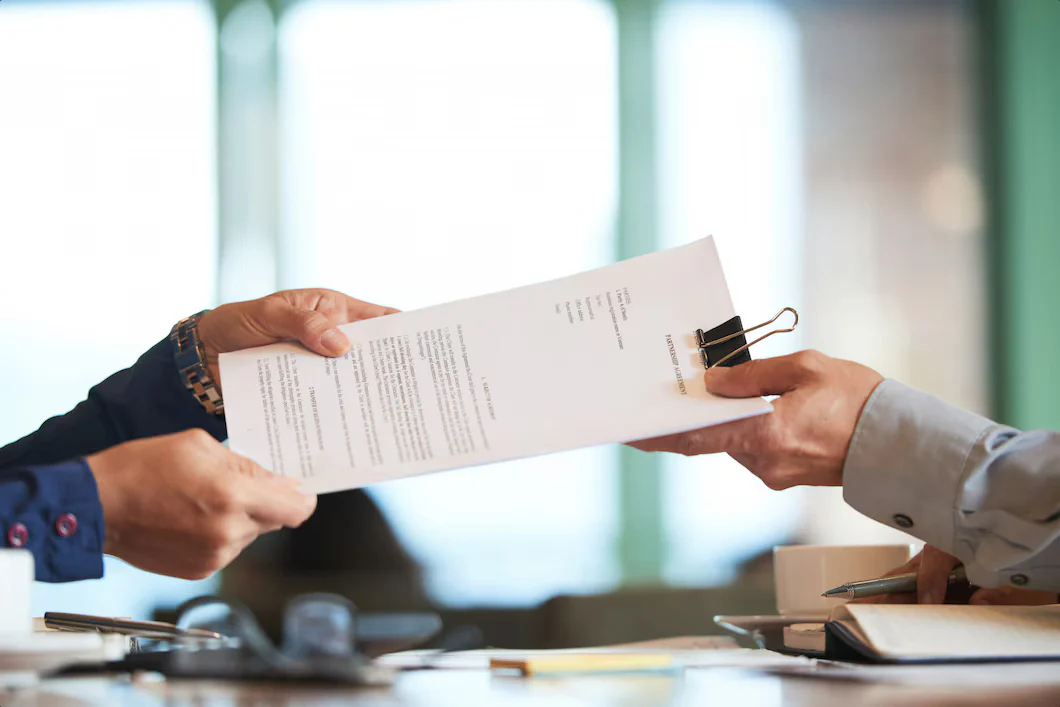 Gestão de Contratos e Clientes no Agronegócio: Por Que Centralizar as Informações?
